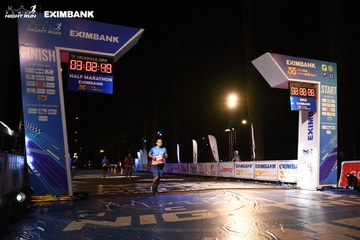 HO CHI MINH CITY NIGHT RUN EXIMBANK 2024 - Ảnh #2062908