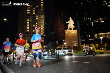 HO CHI MINH CITY NIGHT RUN EXIMBANK 2024 - Ảnh #1991597