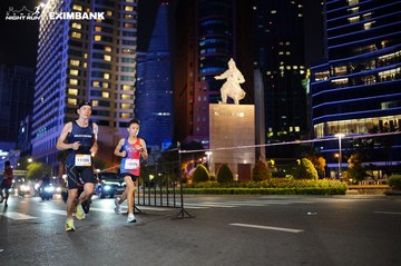 HO CHI MINH CITY NIGHT RUN EXIMBANK 2024 - Ảnh #1989148