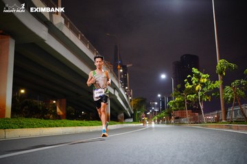 HO CHI MINH CITY NIGHT RUN EXIMBANK 2024 - Ảnh #1988551