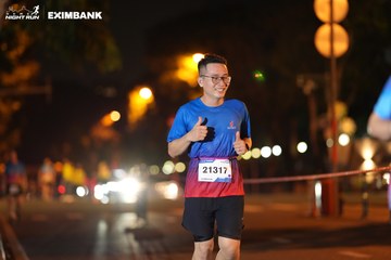HO CHI MINH CITY NIGHT RUN EXIMBANK 2024 - Ảnh #2160507
