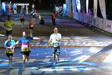 HO CHI MINH CITY NIGHT RUN EXIMBANK 2024 - Ảnh #2030468