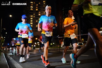 HO CHI MINH CITY NIGHT RUN EXIMBANK 2024 - Ảnh #1990775