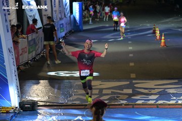 HO CHI MINH CITY NIGHT RUN EXIMBANK 2024 - Ảnh #2032443