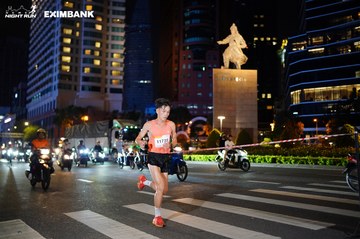 HO CHI MINH CITY NIGHT RUN EXIMBANK 2024 - Ảnh #1989024