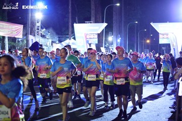 HO CHI MINH CITY NIGHT RUN EXIMBANK 2024 - Ảnh #1971948