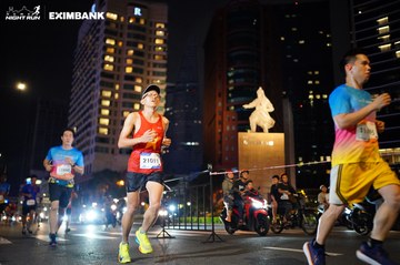 HO CHI MINH CITY NIGHT RUN EXIMBANK 2024 - Ảnh #1989556