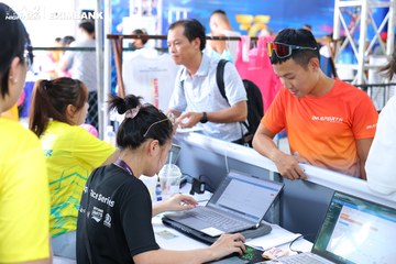 HO CHI MINH CITY NIGHT RUN EXIMBANK 2024 - Ảnh #1965968