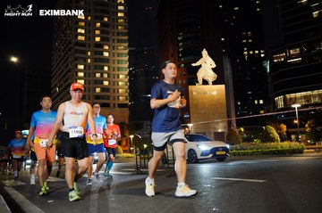HO CHI MINH CITY NIGHT RUN EXIMBANK 2024 - Ảnh #1990332