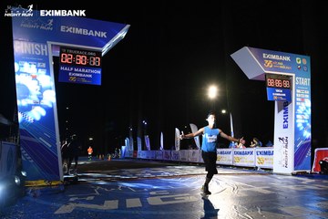 HO CHI MINH CITY NIGHT RUN EXIMBANK 2024 - Ảnh #2065637