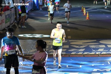 HO CHI MINH CITY NIGHT RUN EXIMBANK 2024 - Ảnh #2032709