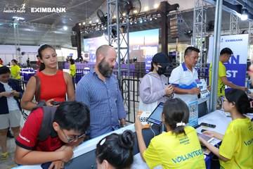 HO CHI MINH CITY NIGHT RUN EXIMBANK 2024 - Ảnh #1966136