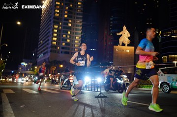 HO CHI MINH CITY NIGHT RUN EXIMBANK 2024 - Ảnh #1989167