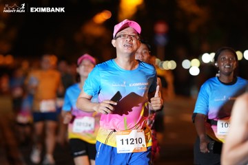 HO CHI MINH CITY NIGHT RUN EXIMBANK 2024 - Ảnh #2158854