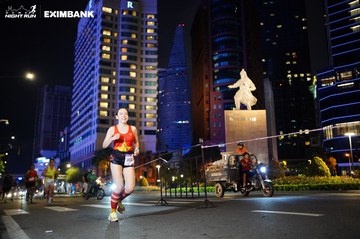 HO CHI MINH CITY NIGHT RUN EXIMBANK 2024 - Ảnh #1989860