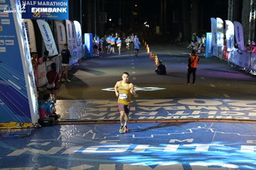 HO CHI MINH CITY NIGHT RUN EXIMBANK 2024 - Ảnh #2027251
