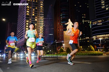 HO CHI MINH CITY NIGHT RUN EXIMBANK 2024 - Ảnh #1989677