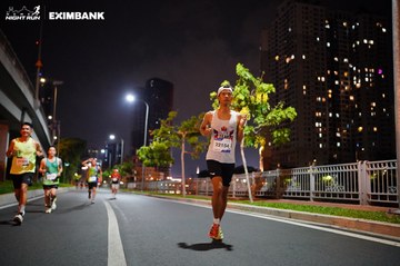 HO CHI MINH CITY NIGHT RUN EXIMBANK 2024 - Ảnh #1988789