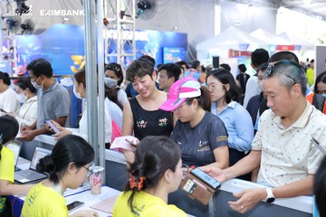 HO CHI MINH CITY NIGHT RUN EXIMBANK 2024 - Ảnh #1964344