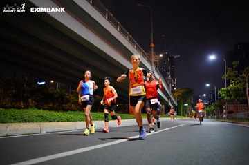 HO CHI MINH CITY NIGHT RUN EXIMBANK 2024 - Ảnh #1988689