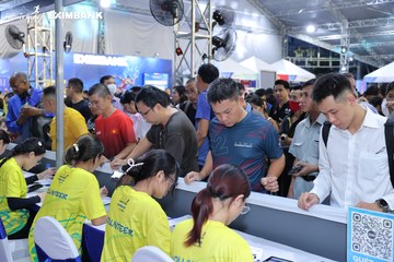 HO CHI MINH CITY NIGHT RUN EXIMBANK 2024 - Ảnh #1964788