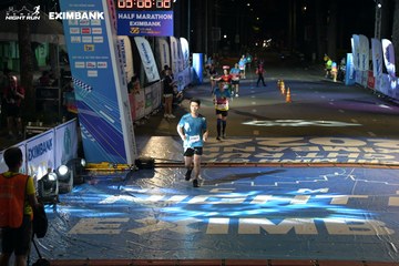 HO CHI MINH CITY NIGHT RUN EXIMBANK 2024 - Ảnh #2029409