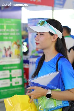 HO CHI MINH CITY NIGHT RUN EXIMBANK 2024 - Ảnh #1965875