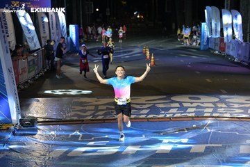 HO CHI MINH CITY NIGHT RUN EXIMBANK 2024 - Ảnh #2031213