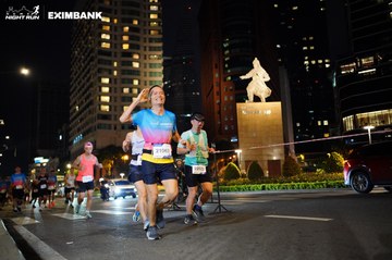 HO CHI MINH CITY NIGHT RUN EXIMBANK 2024 - Ảnh #1990930