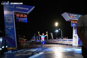 HO CHI MINH CITY NIGHT RUN EXIMBANK 2024 - Ảnh #2060533