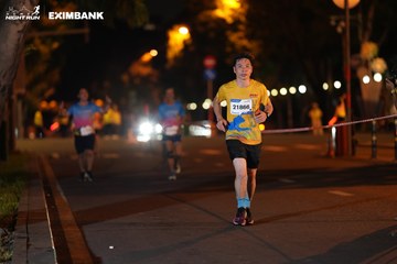 HO CHI MINH CITY NIGHT RUN EXIMBANK 2024 - Ảnh #2159423