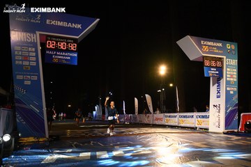 HO CHI MINH CITY NIGHT RUN EXIMBANK 2024 - Ảnh #2061545
