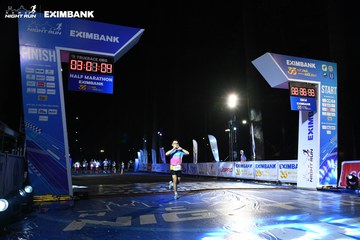HO CHI MINH CITY NIGHT RUN EXIMBANK 2024 - Ảnh #2061750