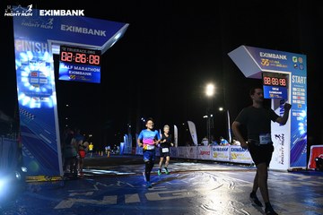 HO CHI MINH CITY NIGHT RUN EXIMBANK 2024 - Ảnh #2061487