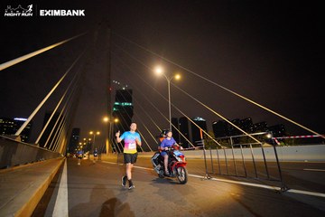HO CHI MINH CITY NIGHT RUN EXIMBANK 2024 - Ảnh #2026575