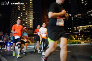HO CHI MINH CITY NIGHT RUN EXIMBANK 2024 - Ảnh #1990295