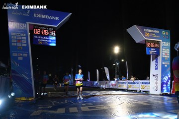 HO CHI MINH CITY NIGHT RUN EXIMBANK 2024 - Ảnh #2062345