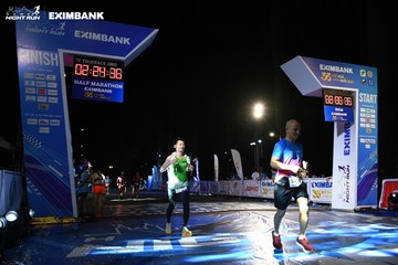 HO CHI MINH CITY NIGHT RUN EXIMBANK 2024 - Ảnh #2059845