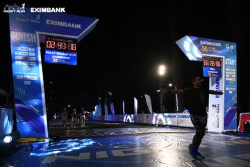 HO CHI MINH CITY NIGHT RUN EXIMBANK 2024 - Ảnh #2062061