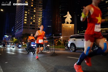 HO CHI MINH CITY NIGHT RUN EXIMBANK 2024 - Ảnh #1989126