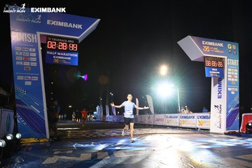 HO CHI MINH CITY NIGHT RUN EXIMBANK 2024 - Ảnh #2064300