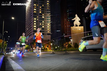 HO CHI MINH CITY NIGHT RUN EXIMBANK 2024 - Ảnh #1989363