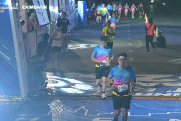 HO CHI MINH CITY NIGHT RUN EXIMBANK 2024 - Ảnh #2027875