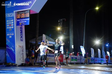 HO CHI MINH CITY NIGHT RUN EXIMBANK 2024 - Ảnh #2034334