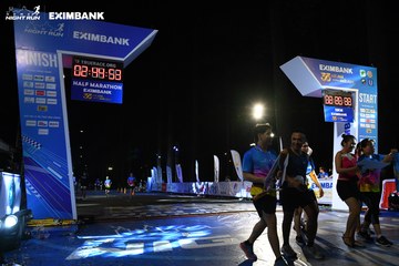 HO CHI MINH CITY NIGHT RUN EXIMBANK 2024 - Ảnh #2064924