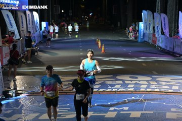 HO CHI MINH CITY NIGHT RUN EXIMBANK 2024 - Ảnh #2034449
