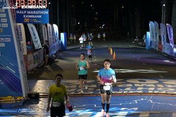 HO CHI MINH CITY NIGHT RUN EXIMBANK 2024 - Ảnh #2027221