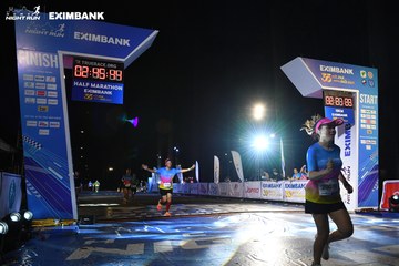HO CHI MINH CITY NIGHT RUN EXIMBANK 2024 - Ảnh #2065652
