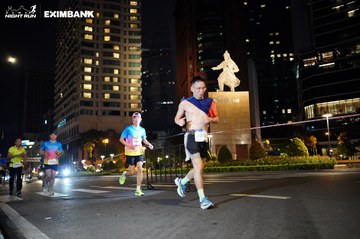 HO CHI MINH CITY NIGHT RUN EXIMBANK 2024 - Ảnh #1990921