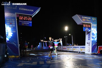 HO CHI MINH CITY NIGHT RUN EXIMBANK 2024 - Ảnh #2063249